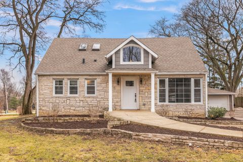 A home in Willowbrook