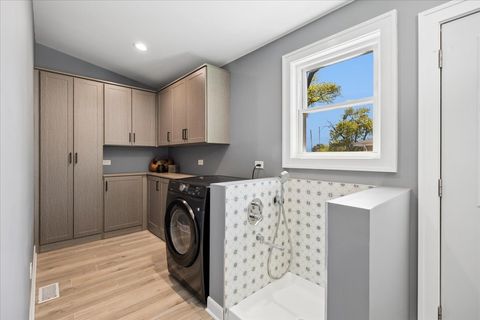 Tiny photo for 5613 N Nottingham Avenue, Chicago, IL 60631 (MLS # 12628659)