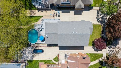 Tiny photo for 5613 N Nottingham Avenue, Chicago, IL 60631 (MLS # 12628659)