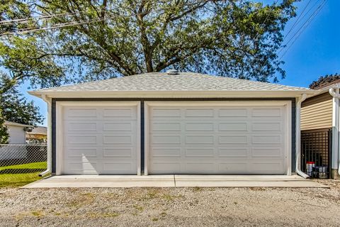 Tiny photo for 5613 N Nottingham Avenue, Chicago, IL 60631 (MLS # 12628659)