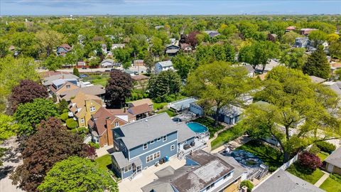 Tiny photo for 5613 N Nottingham Avenue, Chicago, IL 60631 (MLS # 12628659)