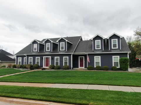 Photo of 2267 Saint Andrews Circle, Bettendorf, IA 52722 (MLS # 12620086)