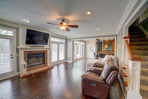 Tiny photo for 2267 Saint Andrews Circle, Bettendorf, IA 52722 (MLS # 12620086)