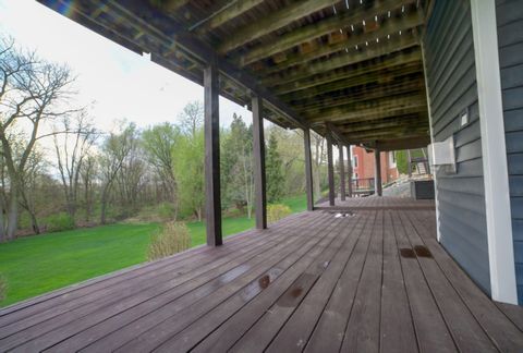 Tiny photo for 2267 Saint Andrews Circle, Bettendorf, IA 52722 (MLS # 12620086)