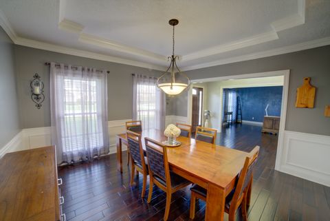 Tiny photo for 2267 Saint Andrews Circle, Bettendorf, IA 52722 (MLS # 12620086)