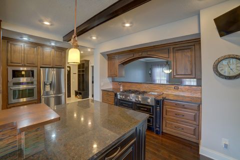 Tiny photo for 2267 Saint Andrews Circle, Bettendorf, IA 52722 (MLS # 12620086)