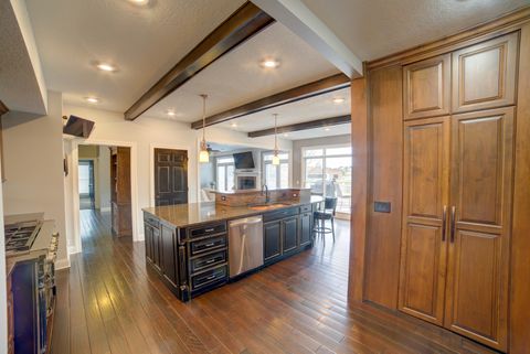 Tiny photo for 2267 Saint Andrews Circle, Bettendorf, IA 52722 (MLS # 12620086)