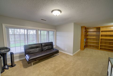 Tiny photo for 2267 Saint Andrews Circle, Bettendorf, IA 52722 (MLS # 12620086)