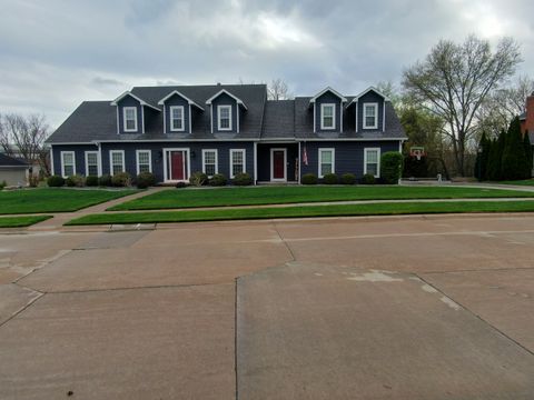 Tiny photo for 2267 Saint Andrews Circle, Bettendorf, IA 52722 (MLS # 12620086)