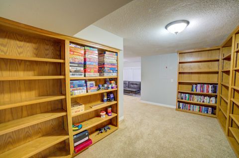 Tiny photo for 2267 Saint Andrews Circle, Bettendorf, IA 52722 (MLS # 12620086)