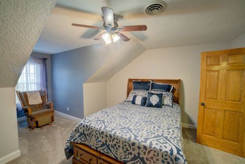 Tiny photo for 2267 Saint Andrews Circle, Bettendorf, IA 52722 (MLS # 12620086)