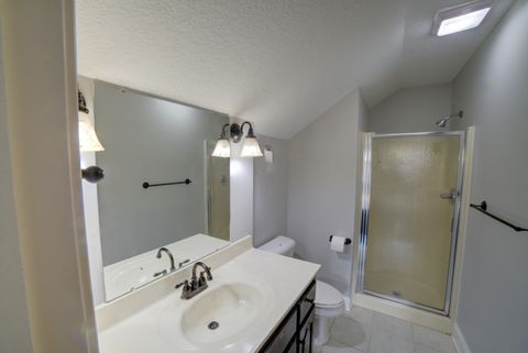 Tiny photo for 2267 Saint Andrews Circle, Bettendorf, IA 52722 (MLS # 12620086)