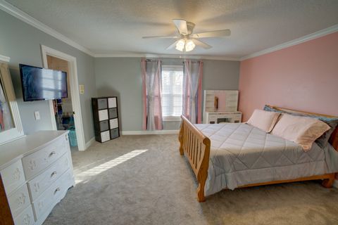 Tiny photo for 2267 Saint Andrews Circle, Bettendorf, IA 52722 (MLS # 12620086)