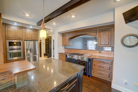 Tiny photo for 2267 Saint Andrews Circle, Bettendorf, IA 52722 (MLS # 12620086)