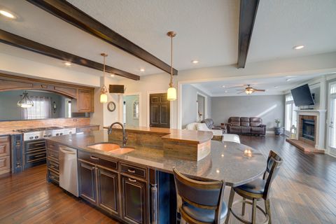 Tiny photo for 2267 Saint Andrews Circle, Bettendorf, IA 52722 (MLS # 12620086)