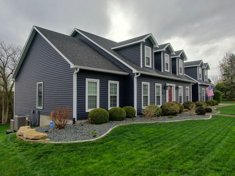 Tiny photo for 2267 Saint Andrews Circle, Bettendorf, IA 52722 (MLS # 12620086)