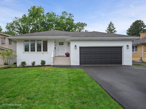 246 N Jackson Road Clarendon Hills IL 60514