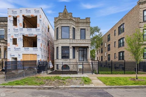 1544 S Sawyer Avenue 2 Chicago IL 60623