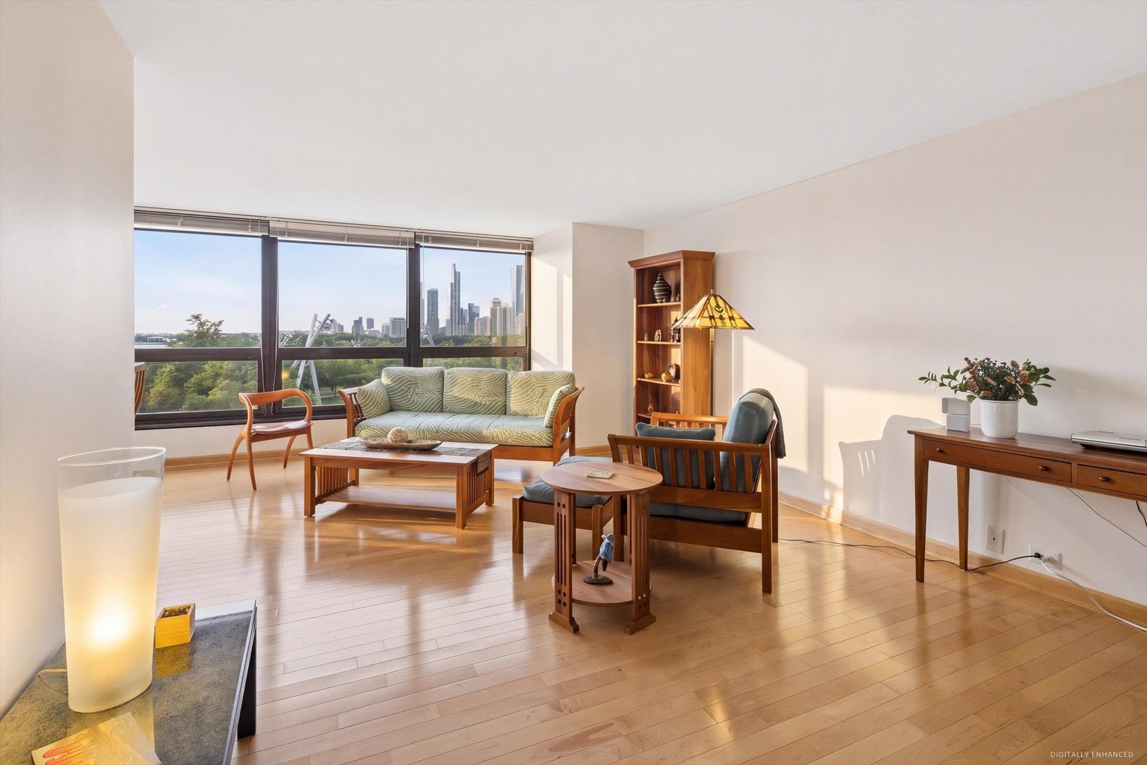 360 E RANDOLPH Street 403