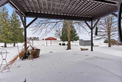 Tiny photo for 605 Morningside Drive, Chenoa, IL 61726 (MLS # 12440351)