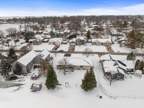 Tiny photo for 605 Morningside Drive, Chenoa, IL 61726 (MLS # 12440351)