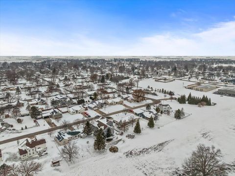 Tiny photo for 605 Morningside Drive, Chenoa, IL 61726 (MLS # 12440351)