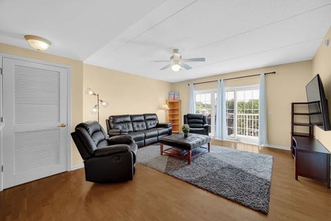 Tiny photo for 701 W RAND Road #432, Arlington Heights, IL 60004 (MLS # 12714782)