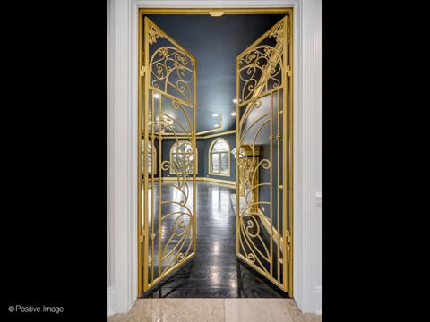 Tiny photo for 14 AMBRIANCE Drive, Burr Ridge, IL 60527 (MLS # 12559745)