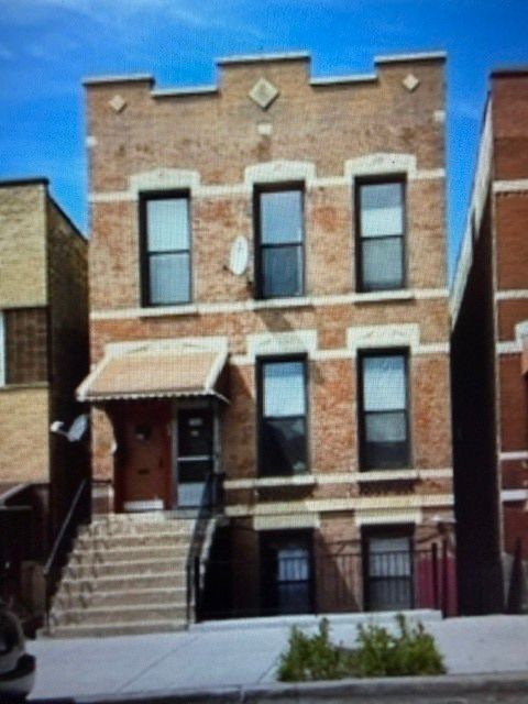 260 W 24th Street Chicago IL 60616