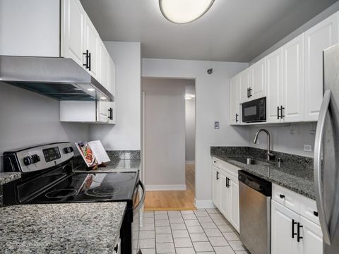 Tiny photo for 70 W Huron Street #1602, Chicago, IL 60654 (MLS # 12715095)