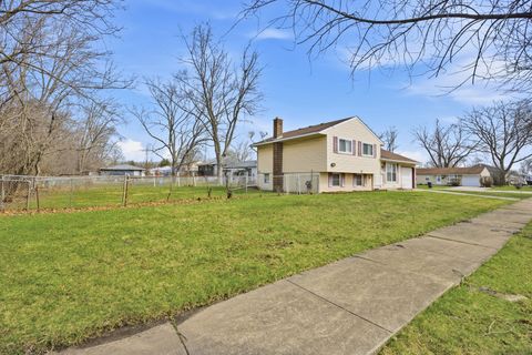 Tiny photo for 105 E Center Street, Glenwood, IL 60425 (MLS # 12601581)