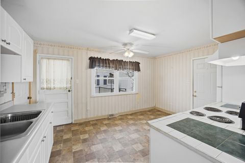 Tiny photo for 105 E Center Street, Glenwood, IL 60425 (MLS # 12601581)