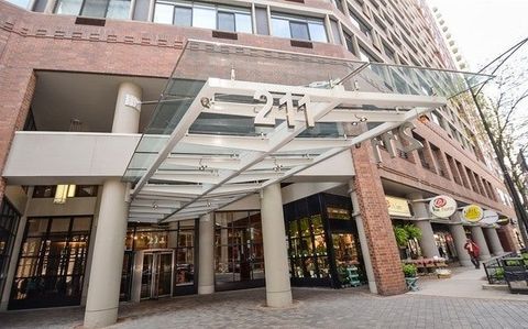 211 E OHIO Street 912 Chicago IL 60611