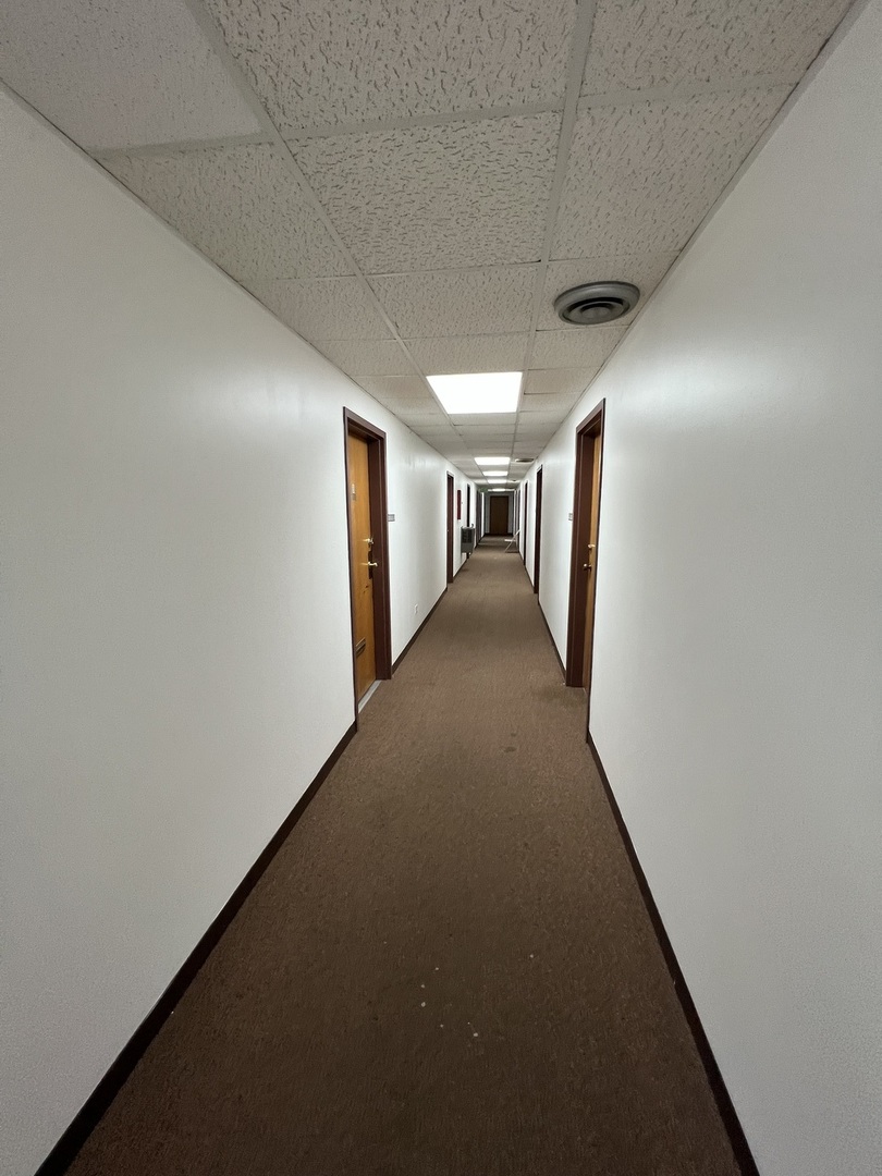 500 N Lake Street 1