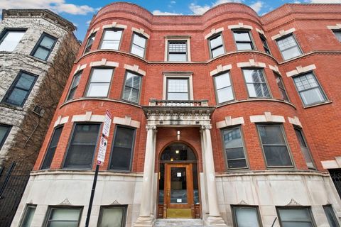 3172 N Cambridge Avenue 1 Chicago IL 60657