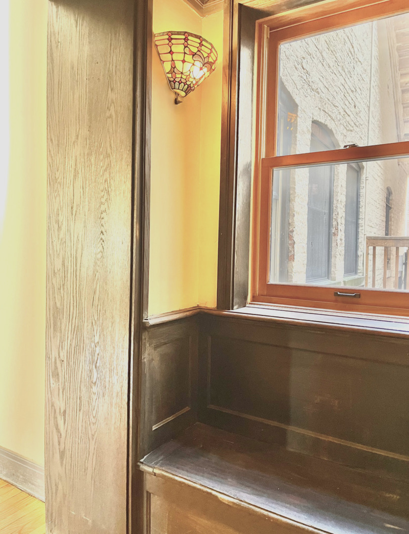 5716 S KENWOOD Avenue 1