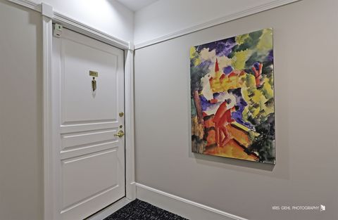 Tiny photo for 20 Trafalgar Square #304, Lincolnshire, IL 60069 (MLS # 12603294)