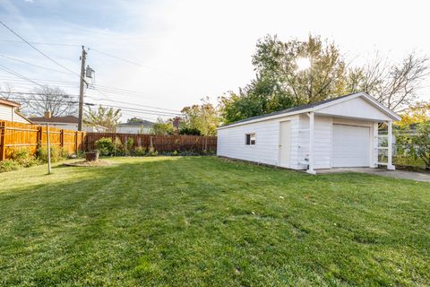 A home in Des Plaines