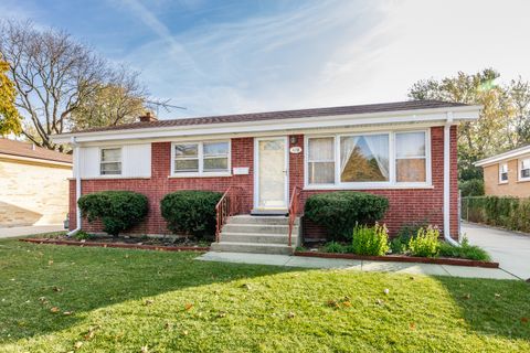 A home in Des Plaines