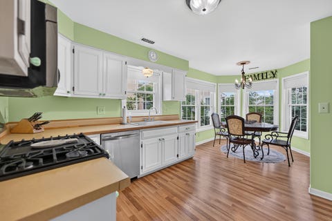 Tiny photo for 550 Bradbury Lane #550, Geneva, IL 60134 (MLS # 12734397)