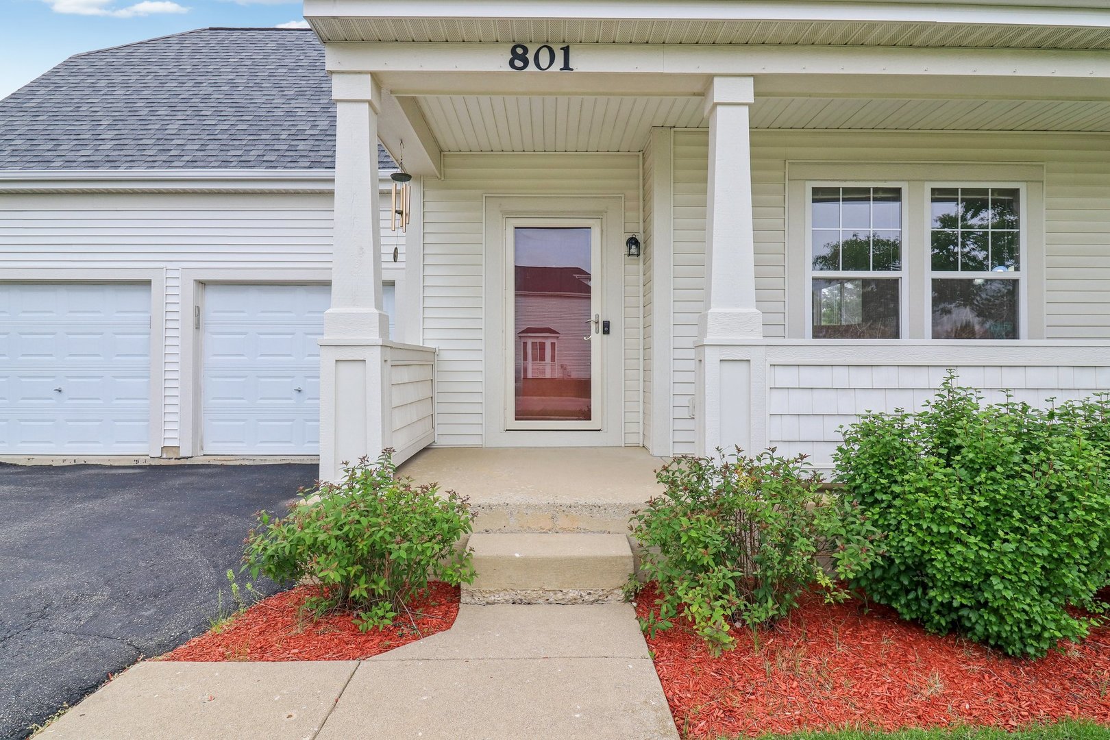 801 S Parkside Drive