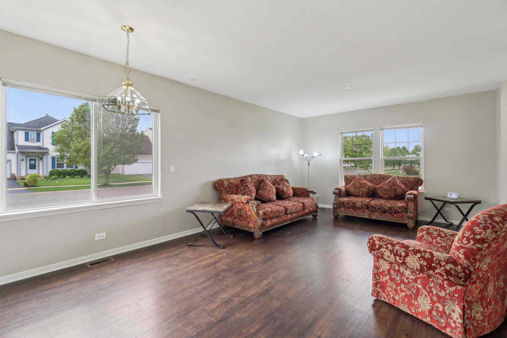 801 S Parkside Drive