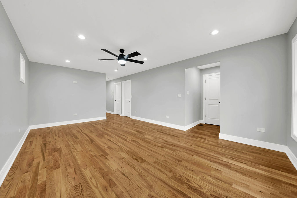 2101 W Garfield Boulevard