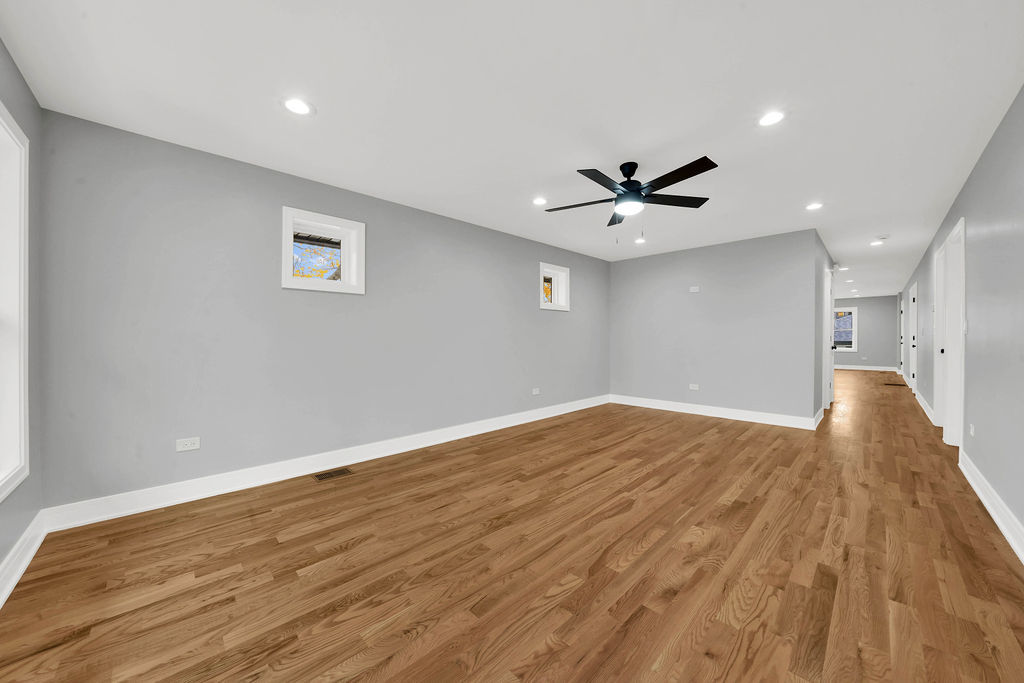 2101 W Garfield Boulevard