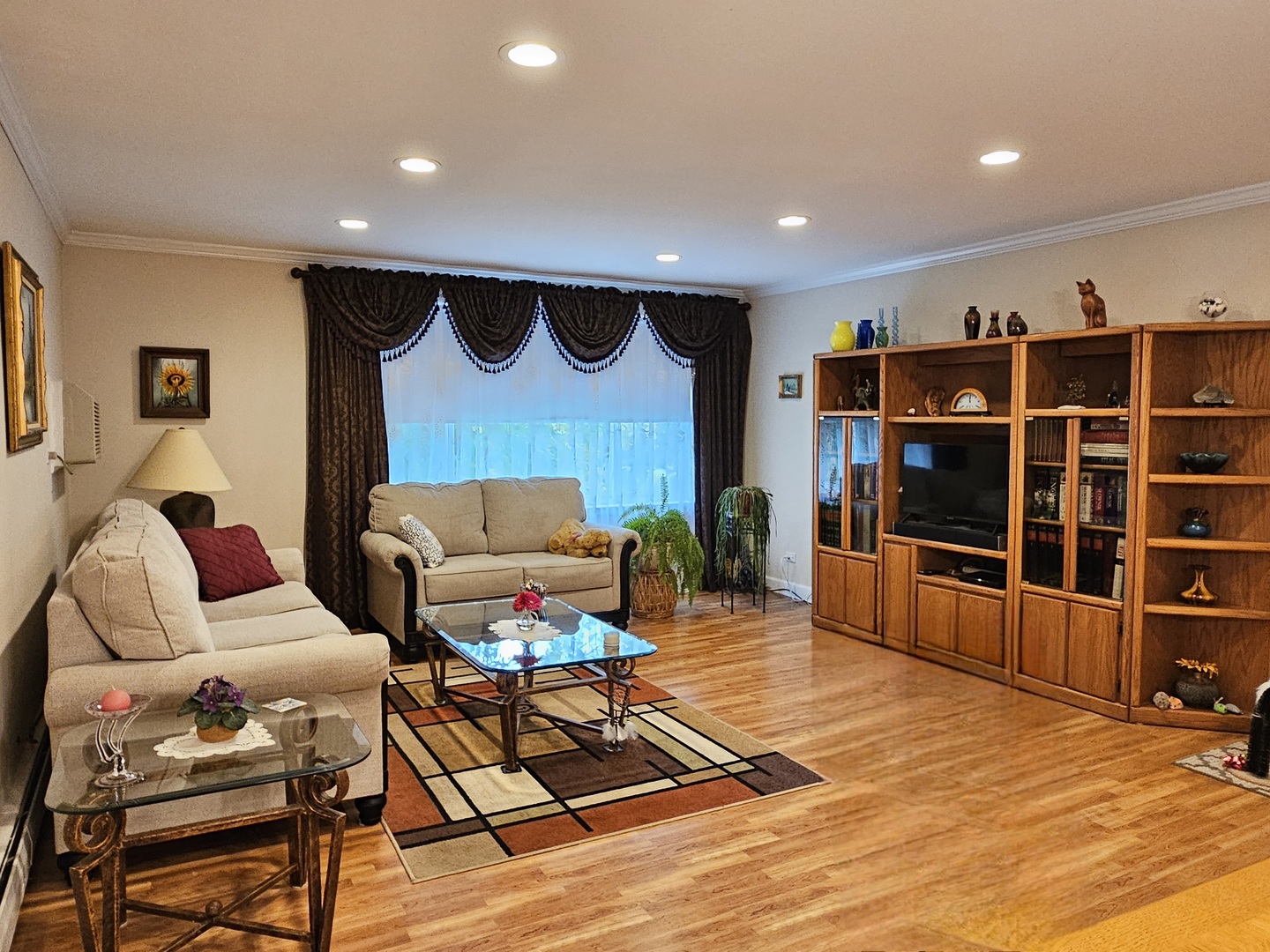 1106 S New Wilke Road 202