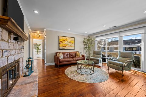 Tiny photo for 1133 Hawthorne Court #A2, Wheeling, IL 60090 (MLS # 12550065)