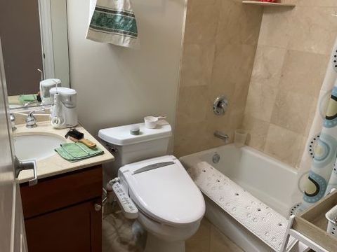 Tiny photo for 7325 N Oakley Avenue #1, Chicago, IL 60645 (MLS # 12587678)