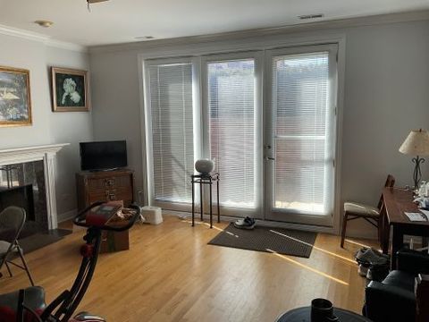 Tiny photo for 7325 N Oakley Avenue #1, Chicago, IL 60645 (MLS # 12587678)