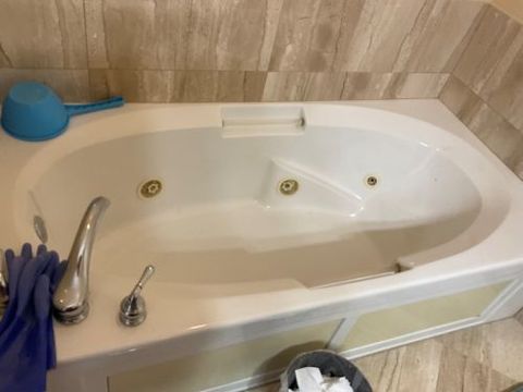 Tiny photo for 7325 N Oakley Avenue #1, Chicago, IL 60645 (MLS # 12587678)