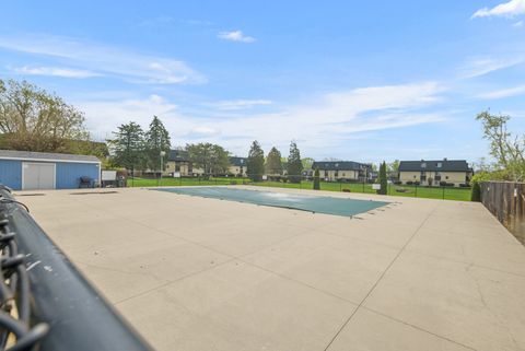 Tiny photo for 11101 S 84th Avenue #3A, Palos Hills, IL 60465 (MLS # 12621880)